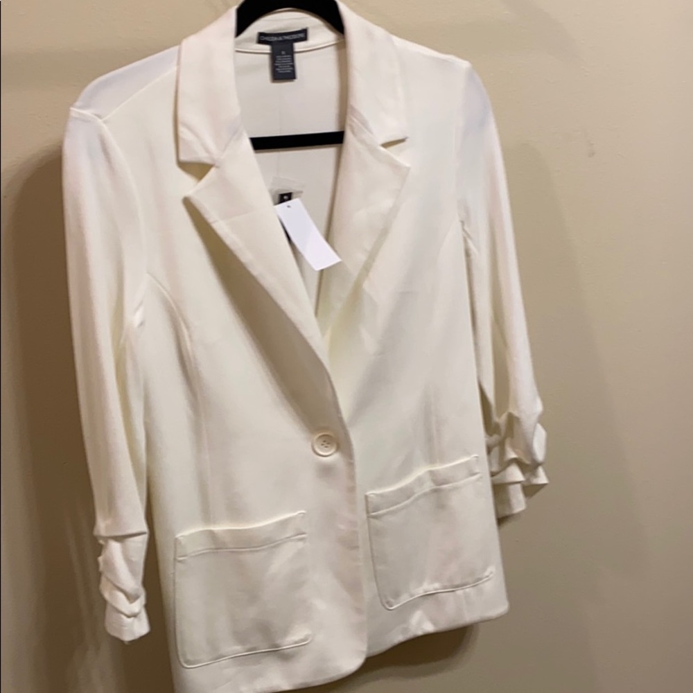 BRAND NEW White Blazer